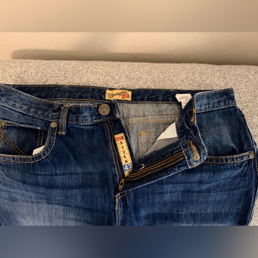 Wrangler Men's Dark Blue Relaxed Jeans